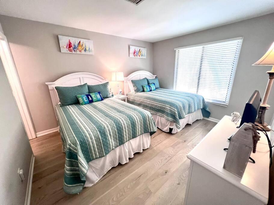 New Pics! Harbour Town 3Br/3Ba - Pool Access - Book Now Villa Hilton Head Island Buitenkant foto