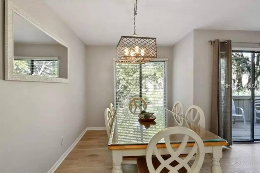 New Pics! Harbour Town 3Br/3Ba - Pool Access - Book Now Villa Hilton Head Island Buitenkant foto