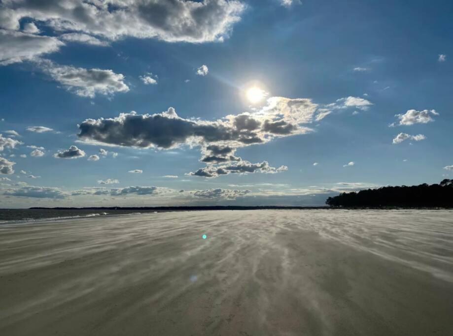 New Pics! Harbour Town 3Br/3Ba - Pool Access - Book Now Villa Hilton Head Island Buitenkant foto