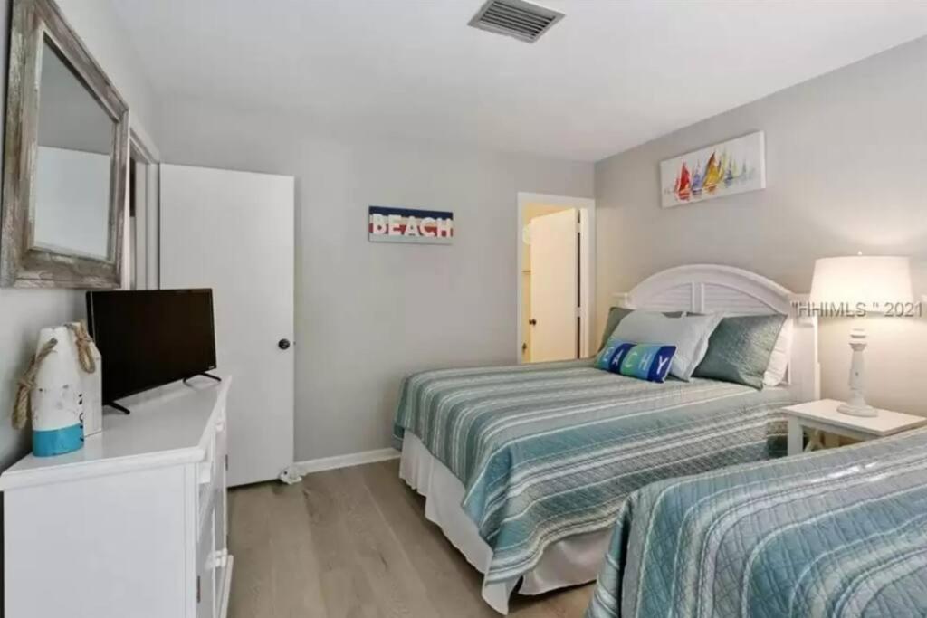 New Pics! Harbour Town 3Br/3Ba - Pool Access - Book Now Villa Hilton Head Island Buitenkant foto